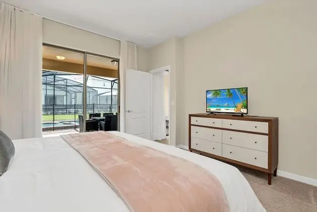 5 Bed 5 Ba Solterra Villa with Pool & Spa - Oda