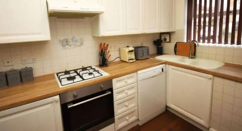 5 Bed House Leisure/business Free Parking - Mutfak