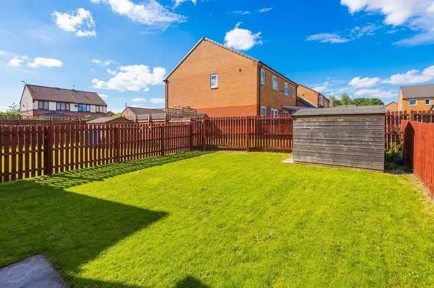5 Bed House Manchester by MCR Dens - 1