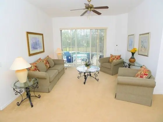5 BED Pool Home ON Gated Community - Oda Düzeni