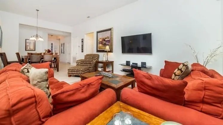 5 Bedroom 5 Bath Pool Home in Windsor Hills Near Disney