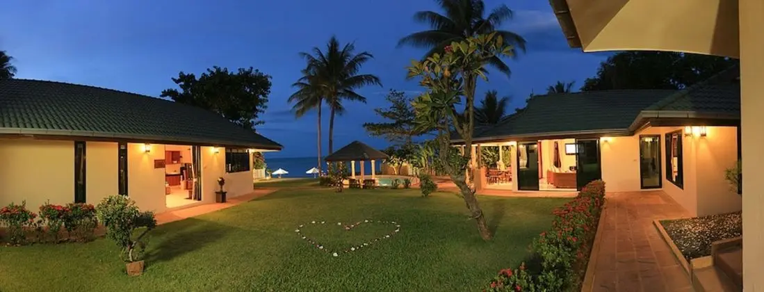 5 Bedroom Beachfront Villa SDV100-By Samui Dream Villas - Dış Mekan
