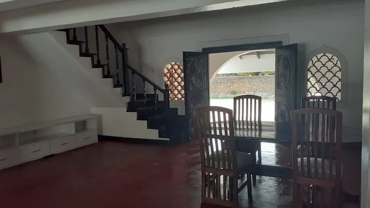 5 Bedroom Mansion Nyali - Oda Düzeni
