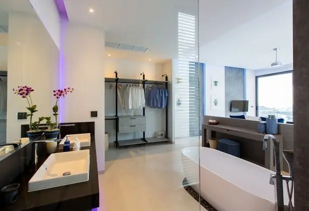 5-Bedroom Villa MOMO with Private Pool - Banyo Tipleri
