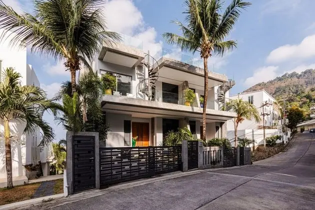 5-Bedroom Villa MOMO with Private Pool - Dış Mekan