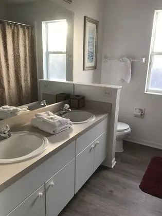 5 Bedroom Pool Home - Banyo Tipleri