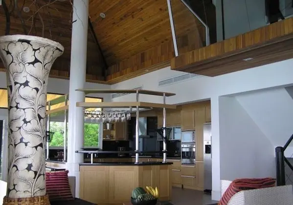 5 Bedroom Seaview Villa Tongson Bay - Mutfak