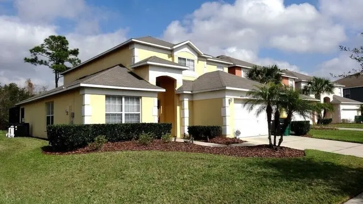 5 Beds With Private Pool Near Disney Parks 4703 5 Bedroom Home by Redawning