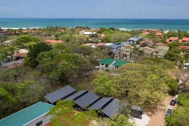 5 Favela Chic Tamarindo - Two Bedroom Luxury Bungalow Close to the Beach - Plaj
