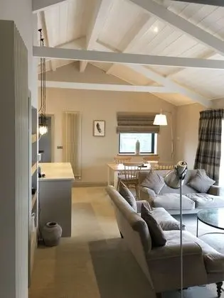 5 Luxury Lodge With Beautiful Views of the Taf Estuary - Oda Düzeni
