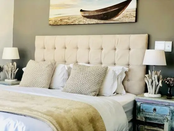 5 Options - Guest House