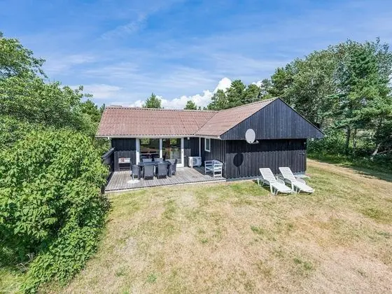 5 Person Holiday Home on a Holiday Park in Blåvand