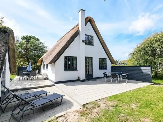 5 Person Holiday Home on a Holiday Park in Fanø