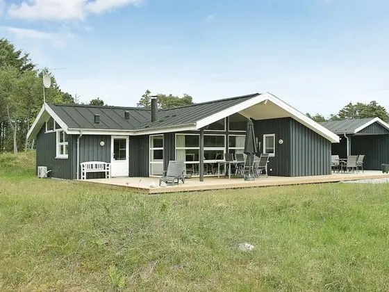 5 Star Holiday Home in Albaek