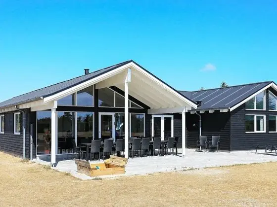 5 Star Holiday Home in Albaek