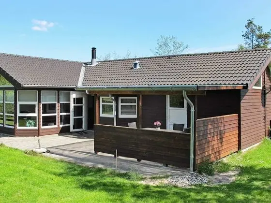 5 Star Holiday Home in Hals