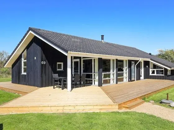 5 Star Holiday Home in Lokken