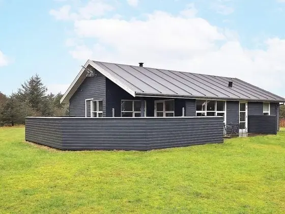 5 Star Holiday Home in Lokken
