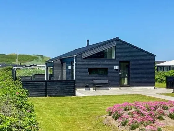 5 Star Holiday Home in Lokken
