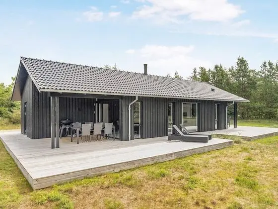 5 Star Holiday Home in Lokken