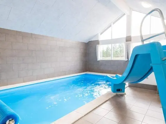 5 Star Holiday Home in Norre Nebel - Havuz