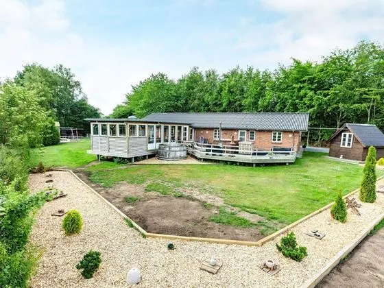 5 Star Holiday Home in Roslev