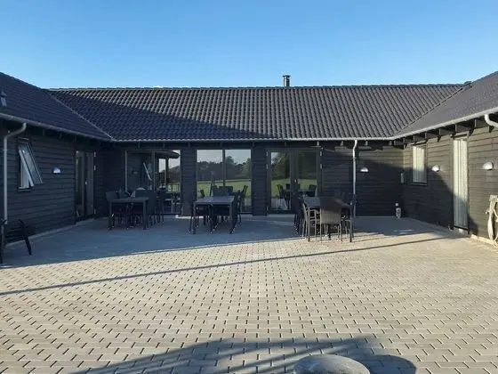 5 Star Holiday Home in Stege