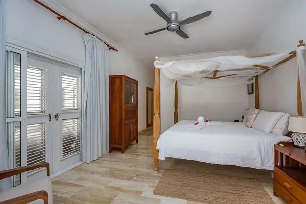 5-star villa near Playa Blanca Beach - Oda