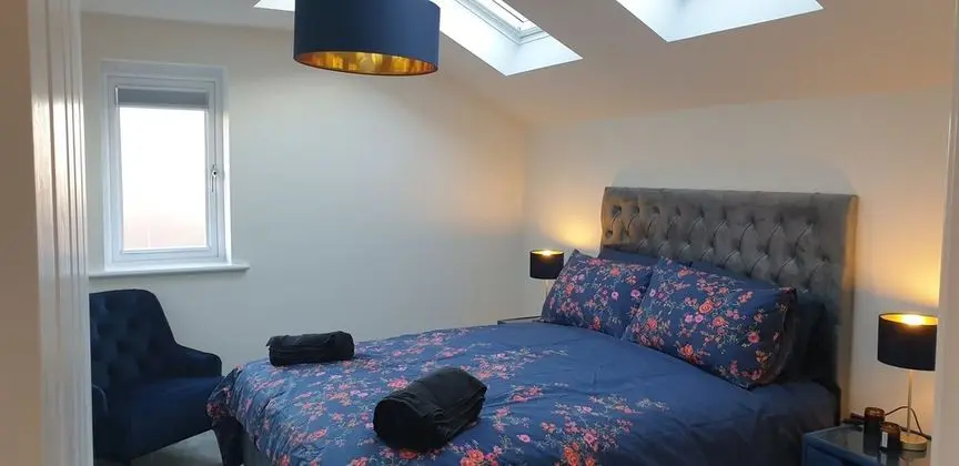 5 Star Small Cosy Luxury House Lakeside Doncaster - Oda