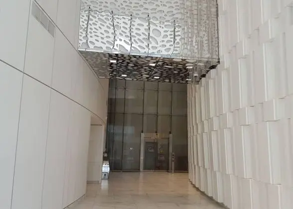 50+ Floor View of Lake-shore Executive Stay - Oda