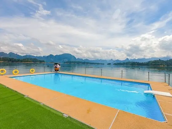 500 RAI KHAO SOK FLOATING RESORT - Havuz