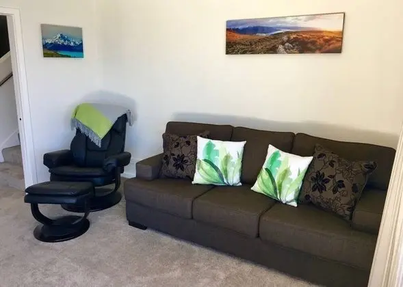 52b Preston Heights Apartment - Oda Düzeni