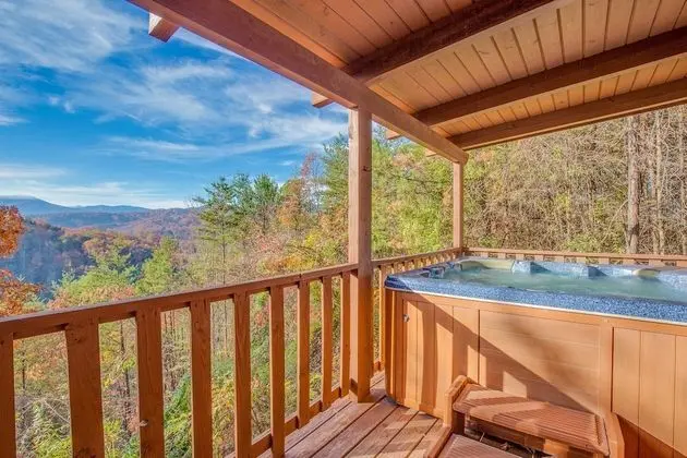 534mtntopviewspncb - Mountain Top View