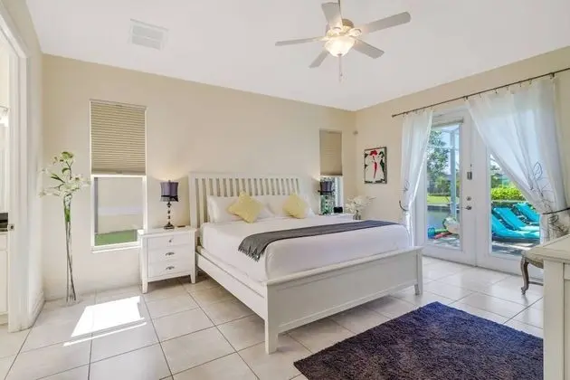 536 SE 33rd St - Oda