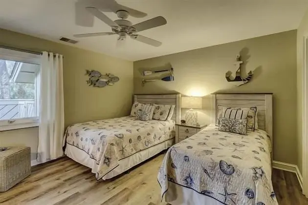 561 Ocean Course at The Sea Pines Resort - Oda