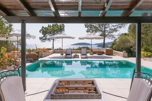 580m² Homm Luxurious Seaside Residence in Syvota, 14 ppl - Havuz