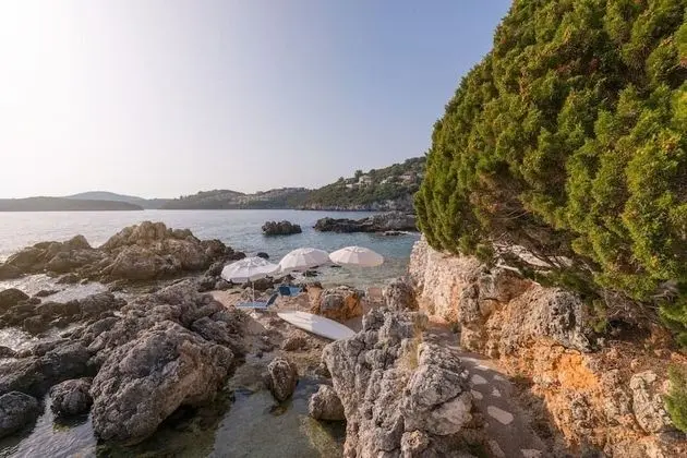 580m² Homm Luxurious Seaside Residence in Syvota, 14 ppl - Plaj