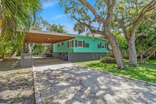 5811 Lauder St - Dış Mekan