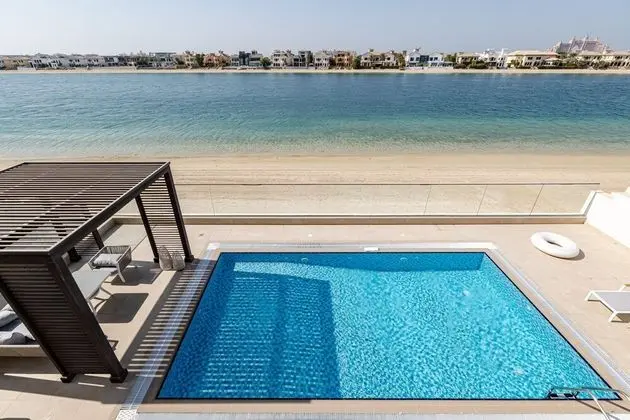 5Bed Villa-A Beach and Private Pool Palm - Yerinde Yemek