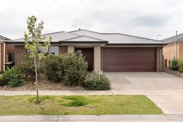 5br Luxury House 20 Min To Cbd Spacious Living