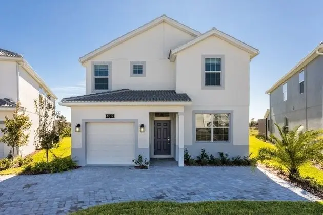 5BR Pool Home in Storey Lake by SHV-4817