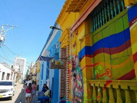 5ct-l 5 Bedroom House In Getsemani De Cartagena With Jacuzzi