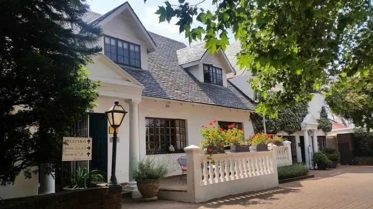 5th Avenue Gooseberry Guest House