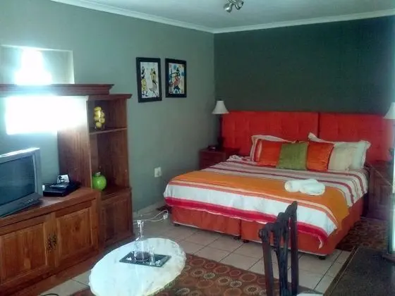 5th Avenue Guest House - Oda