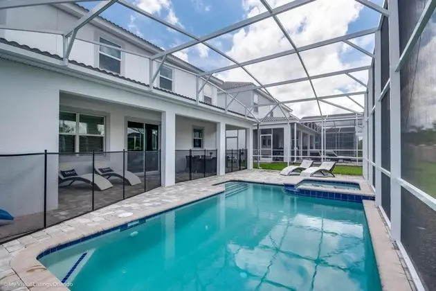6 Bedroom Villa With GR and Pool - Havuz