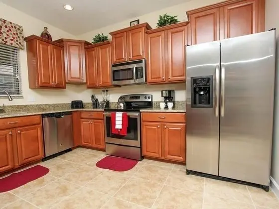 6 Bedroom Pool Home near Golf - Mutfak