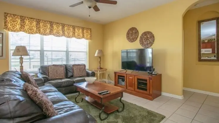 6 Bedroom Pool Home In Windsor Hills Resort With Home Theater