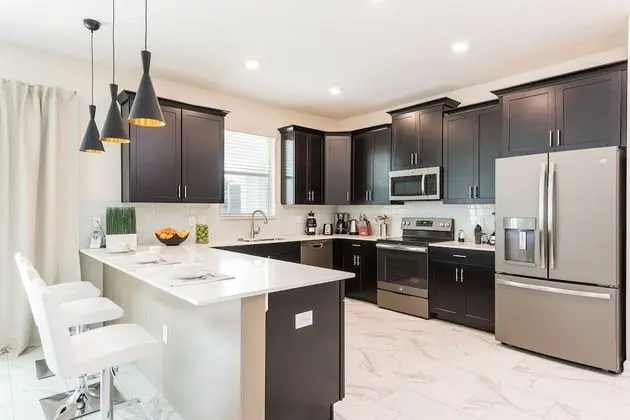 6 bedrooms home at Champions Gate - Mutfak