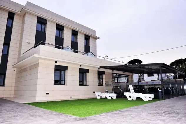 Hotel 6 Bis - Öne Çıkan Resim