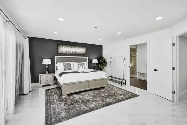 6 BR Home with Heated Pool & Golf View - Oda